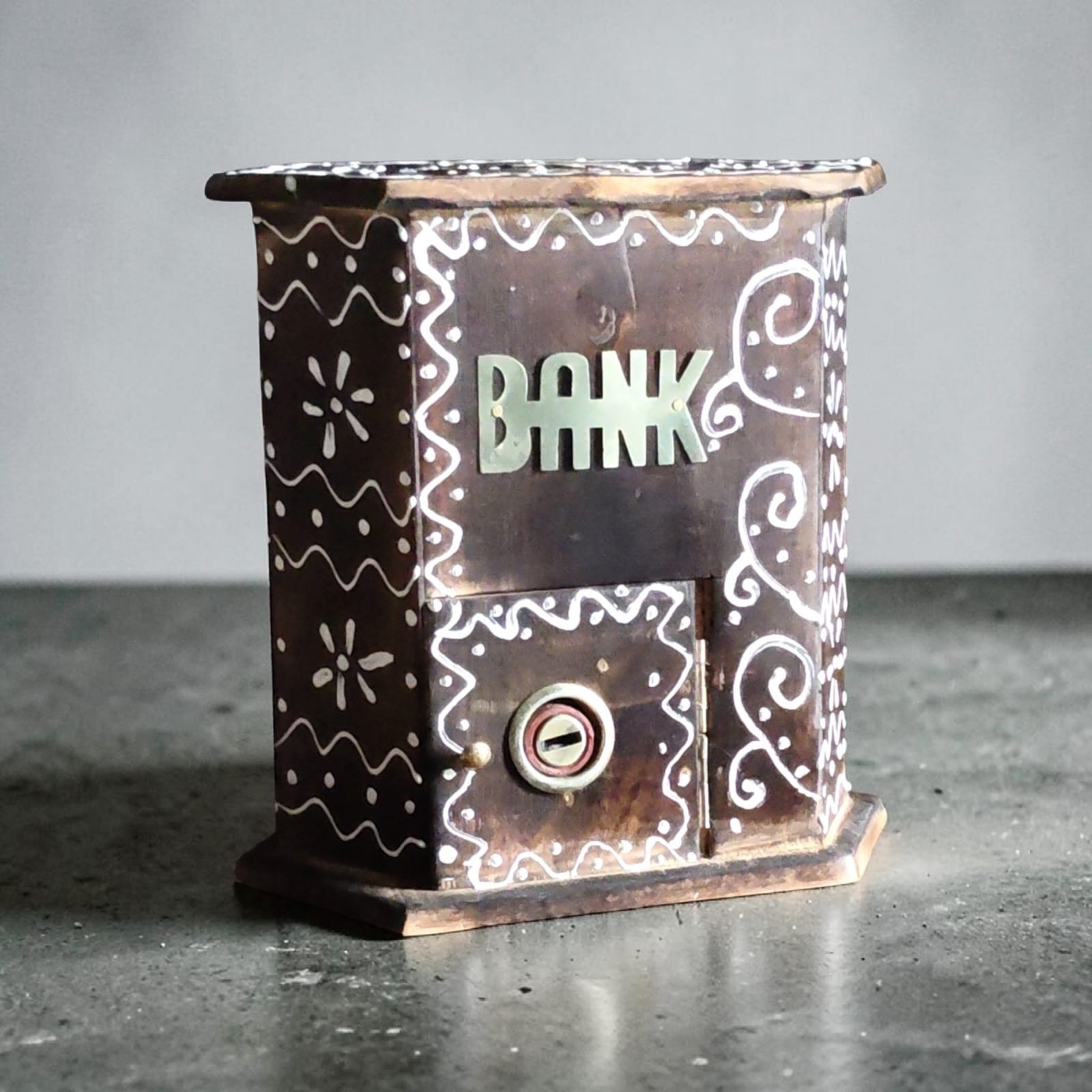 Handcrafted Decorative Wooden Money Bank